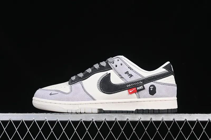 All Categories Nk SB Dunk Series Nk SB Dunk Low High-end Customized Low-top Sneakers Nk SB Dunk Low BAPE Co-branded Piggyback Hook Anniversary High-end Customized Low-top Casual Sneakers DM6868-031